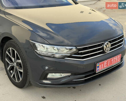 Серый Фольксваген Пассат, объемом двигателя 2 л и пробегом 232 тыс. км за 21799 $, фото 6 на Automoto.ua