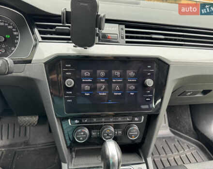 Сірий Фольксваген Пассат, об'ємом двигуна 1.97 л та пробігом 160 тис. км за 21000 $, фото 2 на Automoto.ua