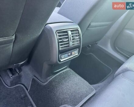 Серый Фольксваген Пассат, объемом двигателя 1.97 л и пробегом 188 тыс. км за 22700 $, фото 12 на Automoto.ua