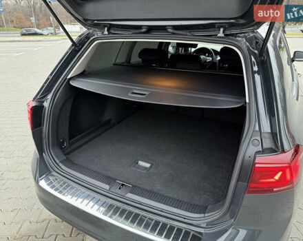 Сірий Фольксваген Пассат, об'ємом двигуна 2 л та пробігом 269 тис. км за 18750 $, фото 34 на Automoto.ua