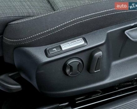 Серый Фольксваген Пассат, объемом двигателя 1.97 л и пробегом 208 тыс. км за 23000 $, фото 22 на Automoto.ua