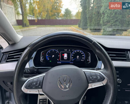 Серый Фольксваген Пассат, объемом двигателя 1.97 л и пробегом 138 тыс. км за 28400 $, фото 25 на Automoto.ua