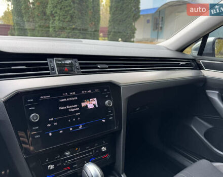 Серый Фольксваген Пассат, объемом двигателя 1.97 л и пробегом 138 тыс. км за 28400 $, фото 24 на Automoto.ua