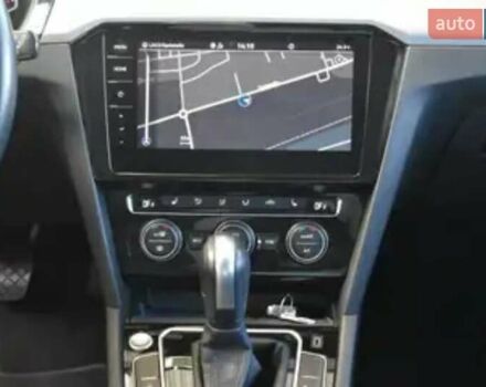 Сірий Фольксваген Пассат, об'ємом двигуна 2 л та пробігом 140 тис. км за 28250 $, фото 7 на Automoto.ua