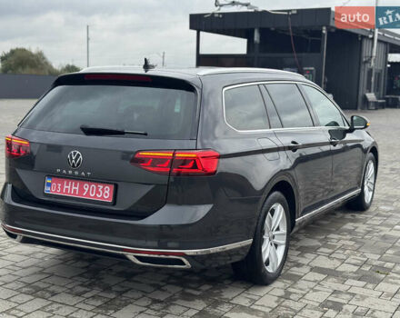 Серый Фольксваген Пассат, объемом двигателя 2 л и пробегом 216 тыс. км за 21300 $, фото 10 на Automoto.ua