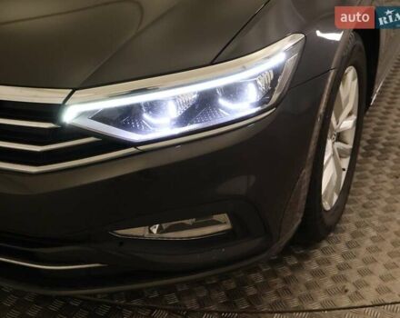 Сірий Фольксваген Пассат, об'ємом двигуна 1.6 л та пробігом 136 тис. км за 18500 $, фото 2 на Automoto.ua