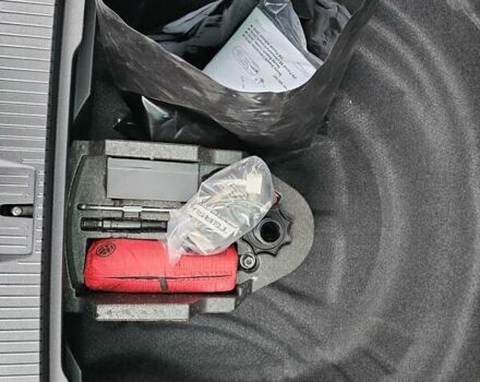 Серый Фольксваген Пассат, объемом двигателя 1.97 л и пробегом 226 тыс. км за 21300 $, фото 80 на Automoto.ua