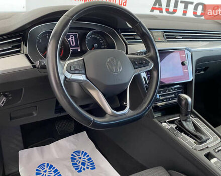 Серый Фольксваген Пассат, объемом двигателя 2 л и пробегом 120 тыс. км за 20950 $, фото 5 на Automoto.ua