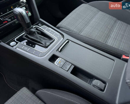 Серый Фольксваген Пассат, объемом двигателя 2 л и пробегом 170 тыс. км за 21900 $, фото 22 на Automoto.ua