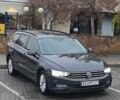 Серый Фольксваген Пассат, объемом двигателя 1.97 л и пробегом 208 тыс. км за 23000 $, фото 2 на Automoto.ua