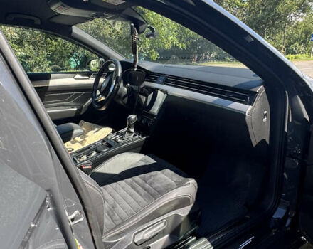 Серый Фольксваген Пассат, объемом двигателя 1.97 л и пробегом 185 тыс. км за 28000 $, фото 15 на Automoto.ua