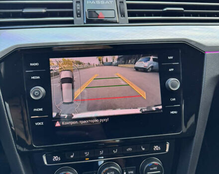 Серый Фольксваген Пассат, объемом двигателя 1.97 л и пробегом 265 тыс. км за 22300 $, фото 25 на Automoto.ua