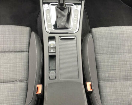 Серый Фольксваген Пассат, объемом двигателя 1.97 л и пробегом 185 тыс. км за 22950 $, фото 42 на Automoto.ua