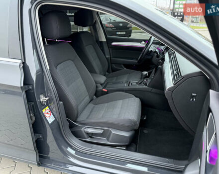 Сірий Фольксваген Пассат, об'ємом двигуна 2 л та пробігом 269 тис. км за 18750 $, фото 39 на Automoto.ua