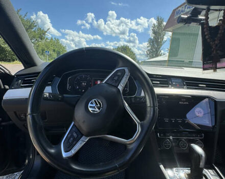 Серый Фольксваген Пассат, объемом двигателя 1.97 л и пробегом 185 тыс. км за 28000 $, фото 23 на Automoto.ua