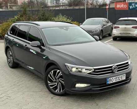 Сірий Фольксваген Пассат, об'ємом двигуна 2 л та пробігом 269 тис. км за 18750 $, фото 2 на Automoto.ua