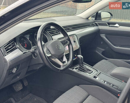 Серый Фольксваген Пассат, объемом двигателя 2 л и пробегом 216 тыс. км за 21300 $, фото 17 на Automoto.ua