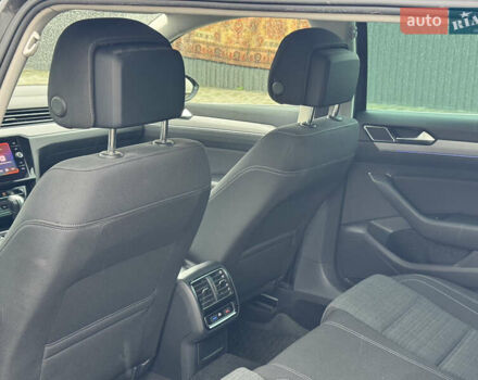 Серый Фольксваген Пассат, объемом двигателя 2 л и пробегом 216 тыс. км за 21300 $, фото 24 на Automoto.ua