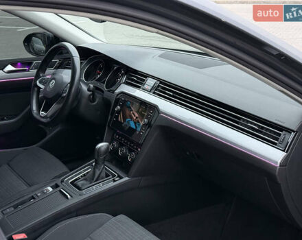 Сірий Фольксваген Пассат, об'ємом двигуна 2 л та пробігом 269 тис. км за 18750 $, фото 40 на Automoto.ua