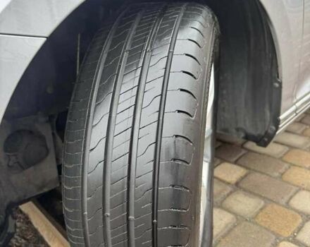 Серый Фольксваген Пассат, объемом двигателя 1.97 л и пробегом 203 тыс. км за 24000 $, фото 26 на Automoto.ua