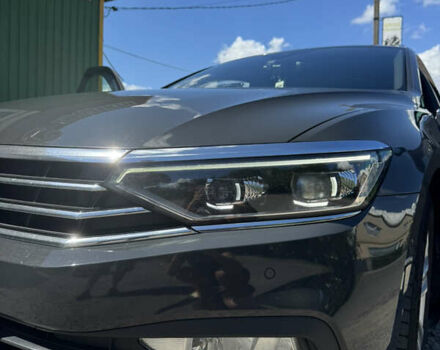 Серый Фольксваген Пассат, объемом двигателя 1.97 л и пробегом 185 тыс. км за 28000 $, фото 27 на Automoto.ua