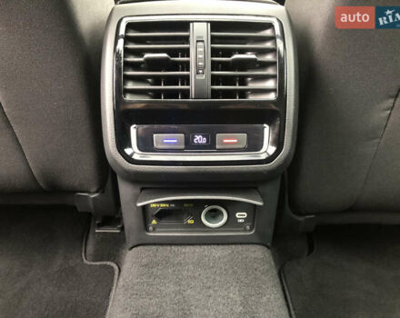 Серый Фольксваген Пассат, объемом двигателя 1.97 л и пробегом 185 тыс. км за 22950 $, фото 55 на Automoto.ua