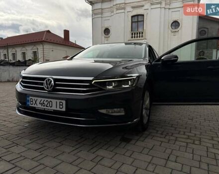 Фольксваген Пассат 2020 в Ужгороде на Automoto.ua Серый Фольксваген Пассат, объемом двигателя 1.97 л и пробегом 190 тыс. км за 20999 $, фото 4 на Automoto.ua