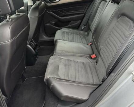 Серый Фольксваген Пассат, объемом двигателя 1.97 л и пробегом 203 тыс. км за 24000 $, фото 12 на Automoto.ua