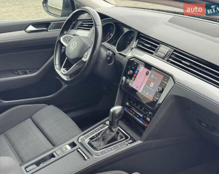 Серый Фольксваген Пассат, объемом двигателя 2 л и пробегом 216 тыс. км за 21300 $, фото 43 на Automoto.ua