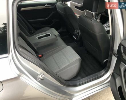 Серый Фольксваген Пассат, объемом двигателя 1.97 л и пробегом 185 тыс. км за 22950 $, фото 57 на Automoto.ua