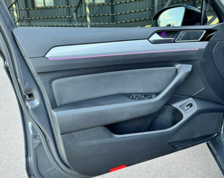 Серый Фольксваген Пассат, объемом двигателя 1.97 л и пробегом 265 тыс. км за 22300 $, фото 37 на Automoto.ua