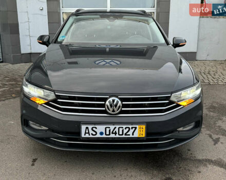 Серый Фольксваген Пассат, объемом двигателя 2 л и пробегом 220 тыс. км за 19800 $, фото 25 на Automoto.ua