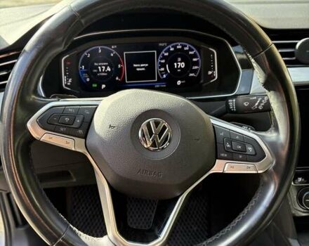 Серый Фольксваген Пассат, объемом двигателя 1.97 л и пробегом 207 тыс. км за 23000 $, фото 19 на Automoto.ua