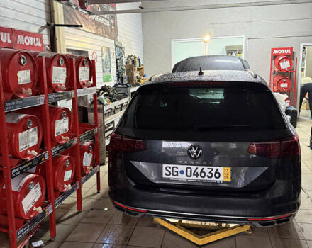 Сірий Фольксваген Пассат, об'ємом двигуна 2 л та пробігом 220 тис. км за 23975 $, фото 45 на Automoto.ua