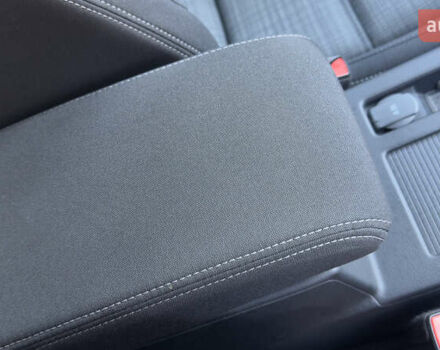 Серый Фольксваген Пассат, объемом двигателя 1.97 л и пробегом 175 тыс. км за 22741 $, фото 65 на Automoto.ua