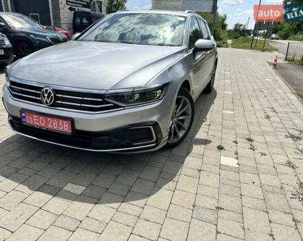 Сірий Фольксваген Пассат, об'ємом двигуна 1.4 л та пробігом 179 тис. км за 24990 $, фото 6 на Automoto.ua