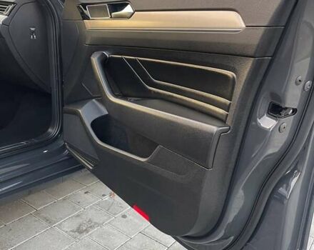 Серый Фольксваген Пассат, объемом двигателя 1.97 л и пробегом 180 тыс. км за 24999 $, фото 28 на Automoto.ua