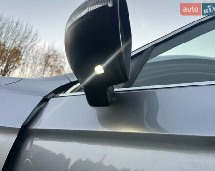 Серый Фольксваген Пассат, объемом двигателя 1.97 л и пробегом 195 тыс. км за 22500 $, фото 23 на Automoto.ua