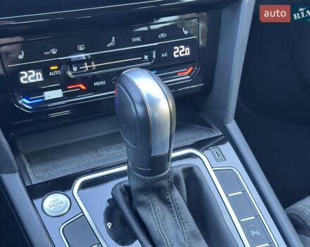 Серый Фольксваген Пассат, объемом двигателя 2 л и пробегом 208 тыс. км за 21999 $, фото 92 на Automoto.ua