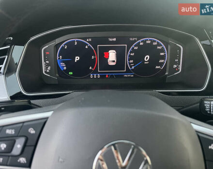 Серый Фольксваген Пассат, объемом двигателя 1.97 л и пробегом 195 тыс. км за 22500 $, фото 16 на Automoto.ua