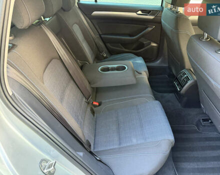 Сірий Фольксваген Пассат, об'ємом двигуна 1.4 л та пробігом 162 тис. км за 24999 $, фото 56 на Automoto.ua