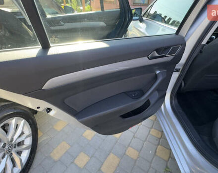 Серый Фольксваген Пассат, объемом двигателя 1.97 л и пробегом 175 тыс. км за 22741 $, фото 26 на Automoto.ua