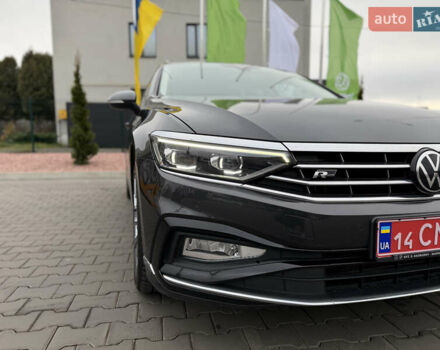 Сірий Фольксваген Пассат, об'ємом двигуна 2 л та пробігом 220 тис. км за 23975 $, фото 9 на Automoto.ua