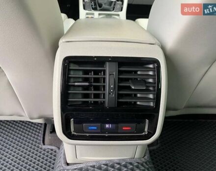 Серый Фольксваген Пассат, объемом двигателя 1.97 л и пробегом 156 тыс. км за 24300 $, фото 33 на Automoto.ua