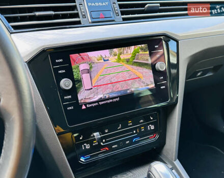 Серый Фольксваген Пассат, объемом двигателя 1.97 л и пробегом 187 тыс. км за 22999 $, фото 26 на Automoto.ua