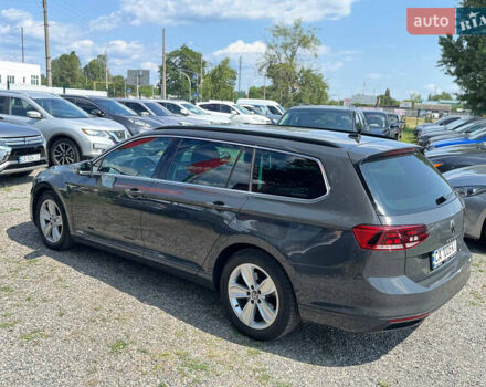 Серый Фольксваген Пассат, объемом двигателя 1.97 л и пробегом 211 тыс. км за 26999 $, фото 3 на Automoto.ua