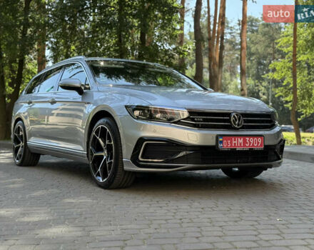 Сірий Фольксваген Пассат, об'ємом двигуна 1.4 л та пробігом 162 тис. км за 24999 $, фото 2 на Automoto.ua