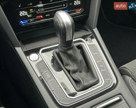 Серый Фольксваген Пассат, объемом двигателя 2 л и пробегом 181 тыс. км за 26499 $, фото 106 на Automoto.ua