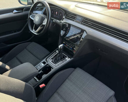 Серый Фольксваген Пассат, объемом двигателя 2 л и пробегом 235 тыс. км за 20658 $, фото 25 на Automoto.ua