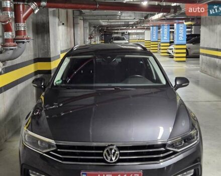 Сірий Фольксваген Пассат, об'ємом двигуна 2 л та пробігом 179 тис. км за 22990 $, фото 66 на Automoto.ua